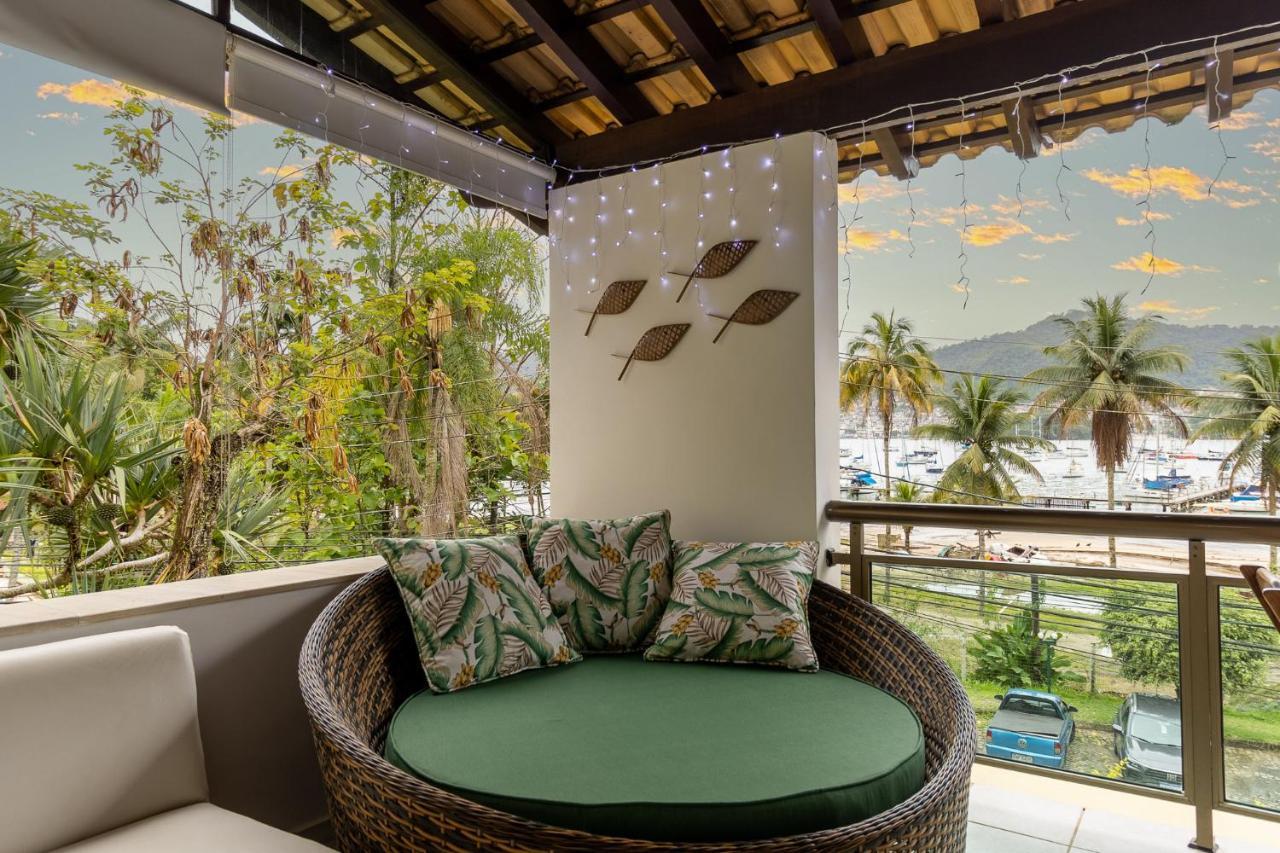Casa Amarela Bed & Breakfast อังกราโดสเฮย์ส ภายนอก รูปภาพ